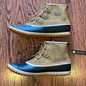 Sorel Out N About Boots!